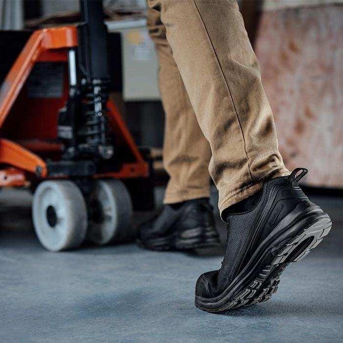 795 Lace Up Safety Joggers Safety Joggers Blundstone   